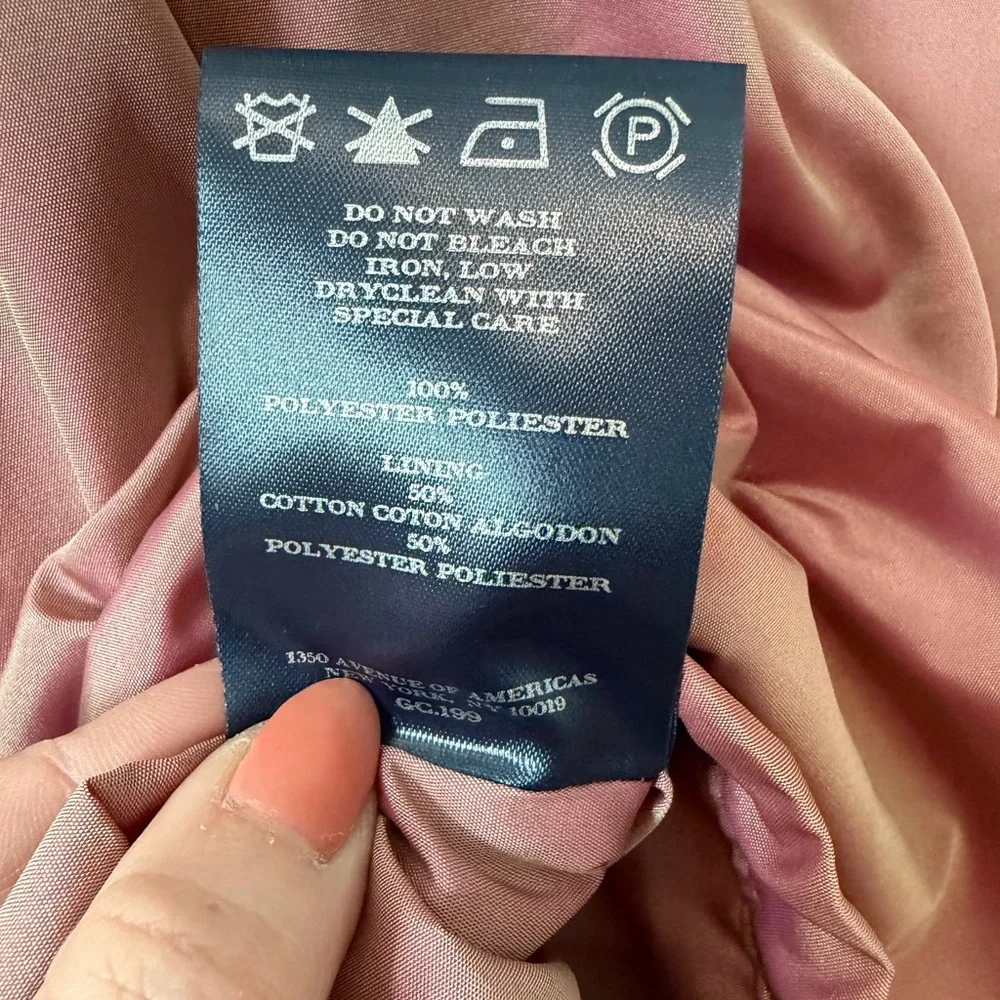 Burberry Pink Hooded Jacket with Signature Check Lining - Picture 9 of 9